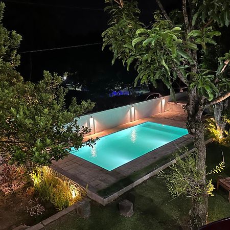 Villa Green White ウナワトゥナ エクステリア 写真