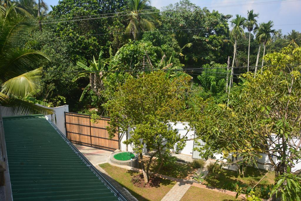 Villa Green White ウナワトゥナ エクステリア 写真